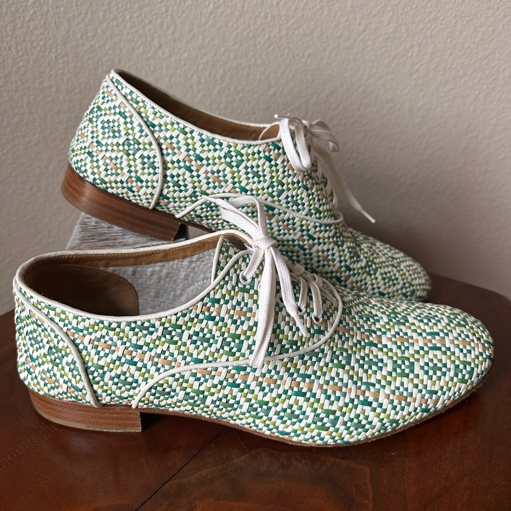 💯 Christian Louboutin woven green & white lace ups size 41 (mens 8 / wmns 10)